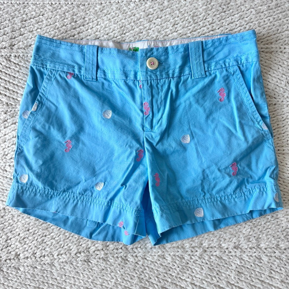 Lilly Pulitzer shorts in great condition. Women’s size 4 (fit like a small)